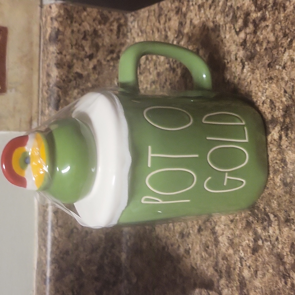 Rae Dunn Pot O Gold mug